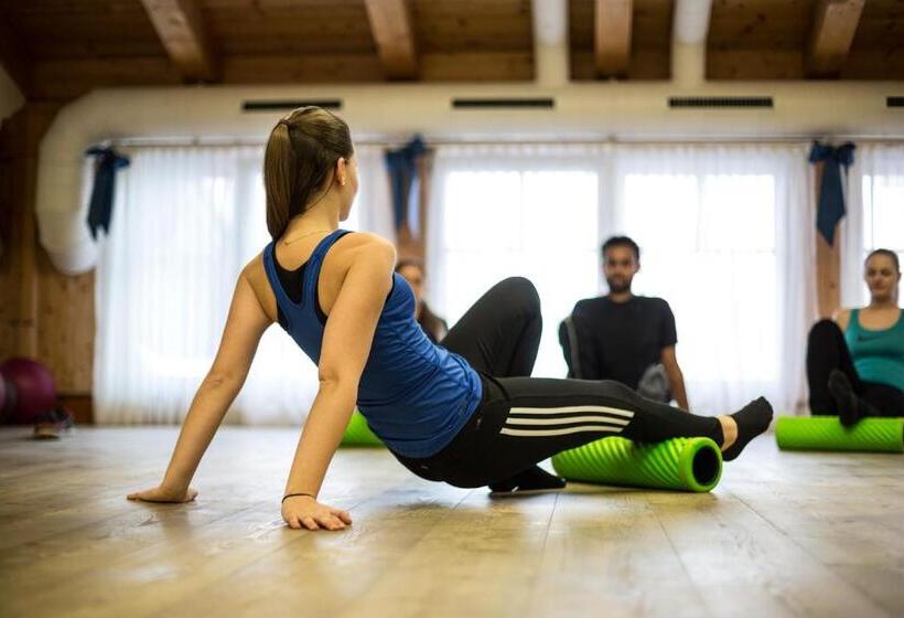 Wellnesshotel ...liebes Rot Flüh