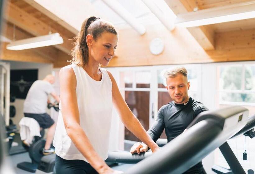Wellnesshotel ...liebes Rot Flüh