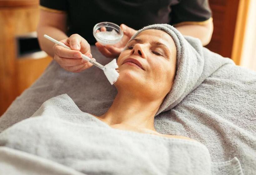 Wellnesshotel ...liebes Rot Flüh