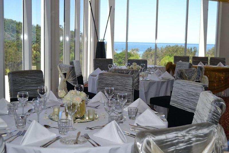 Absolute Beachfront Opal Cove Resort