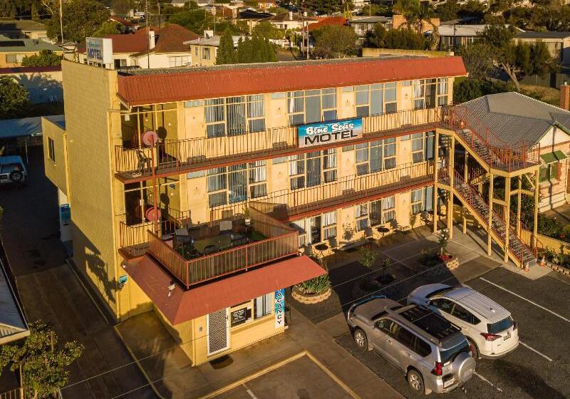 Blue Seas Motel