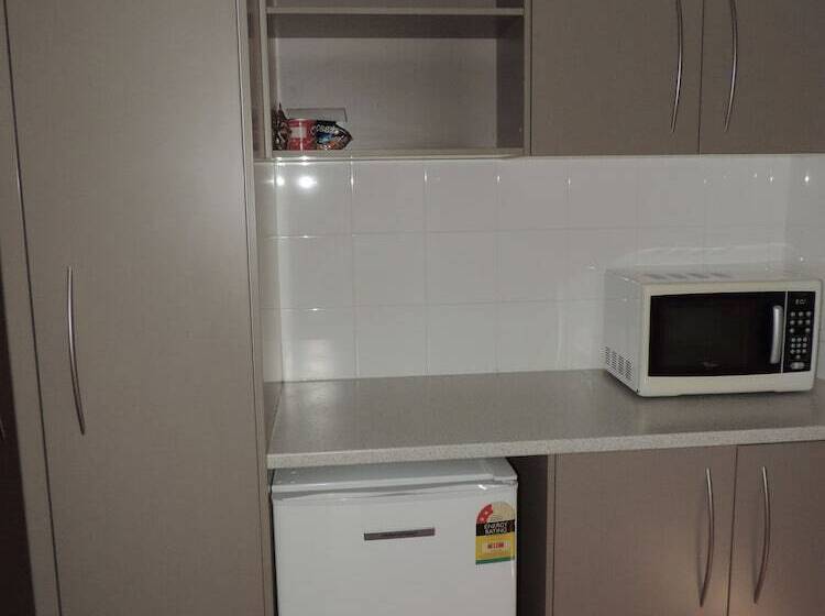 هتل Burke & Wills Mt Isa