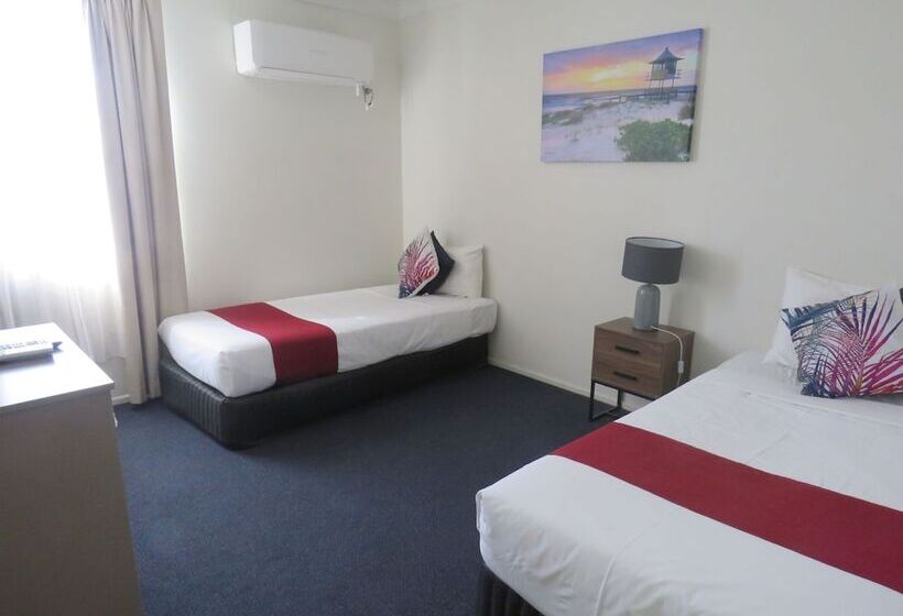 هتل Burke & Wills Mt Isa