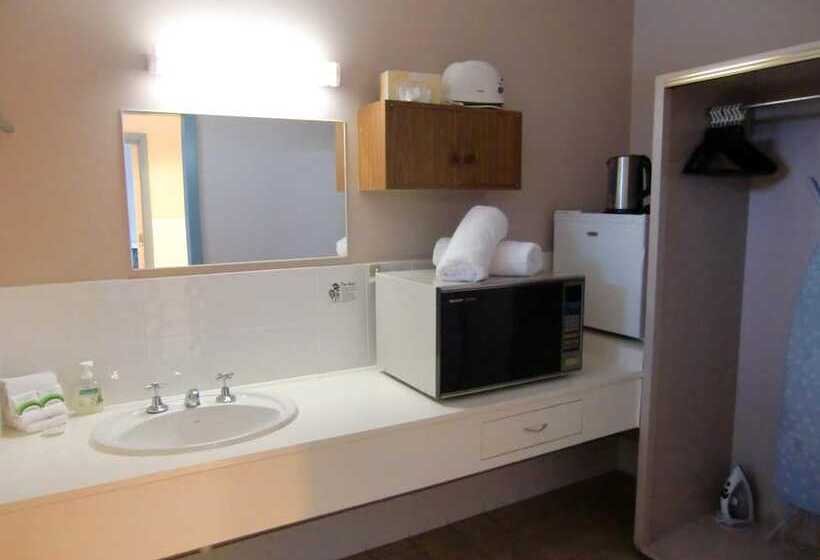 Castle Motel Bairnsdale