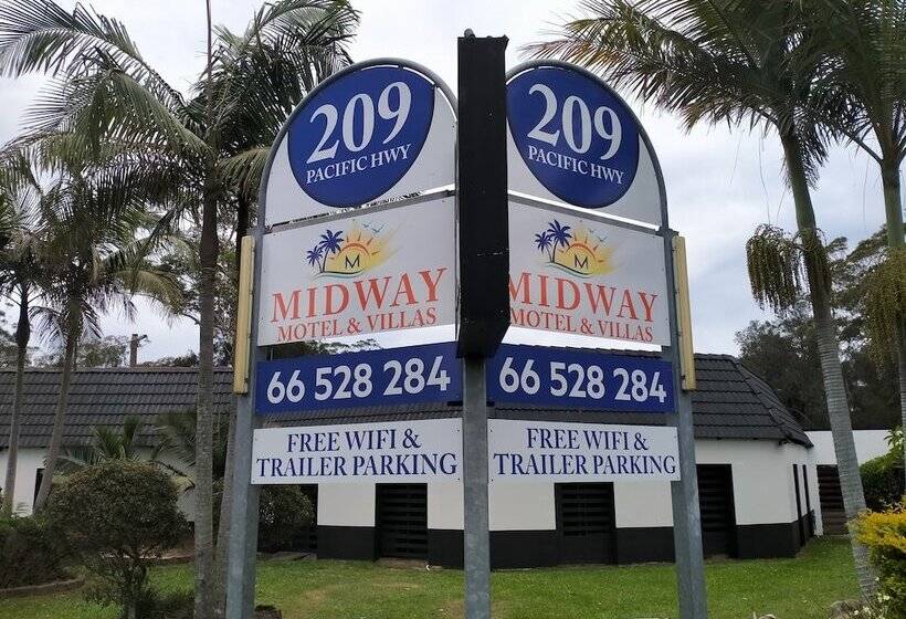 Midway Motel And Villas