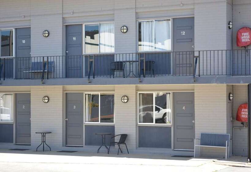 Commercial Hotel Motel Lithgow