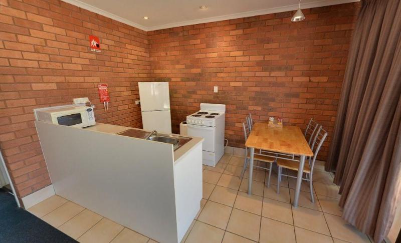 Contour Hotel Katherine