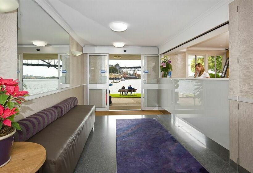 Harbourside Apartments