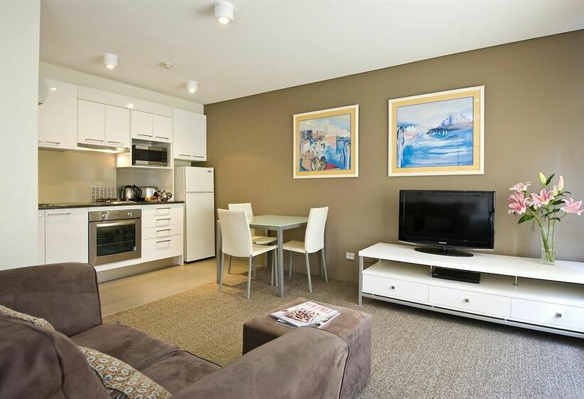 Harbourside Apartments