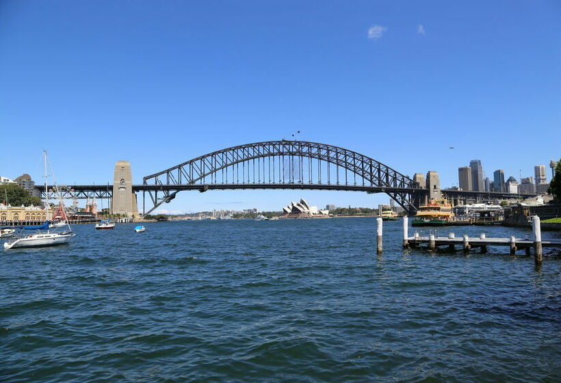 Harbourside Apartments