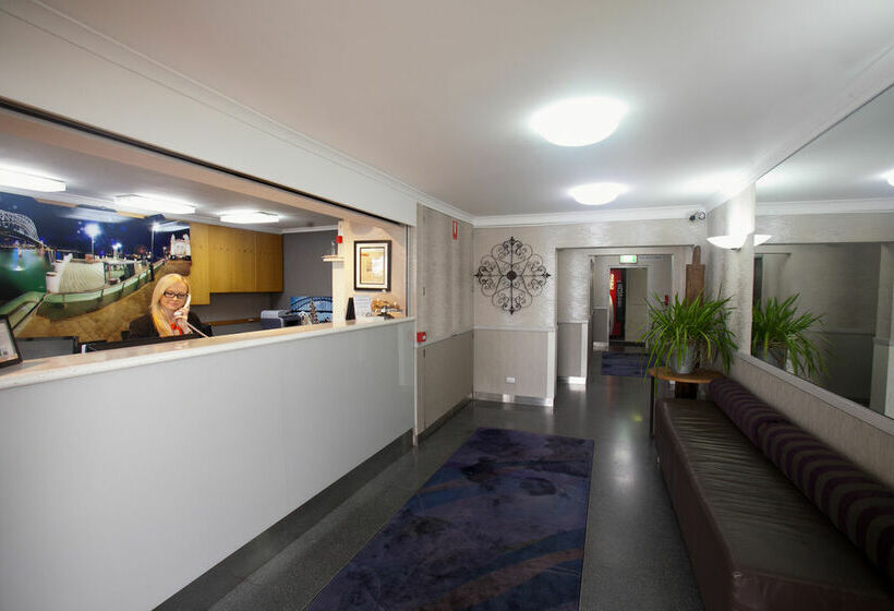 Harbourside Apartments