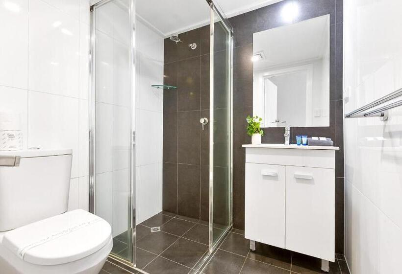 Hilton Beachfront Motel