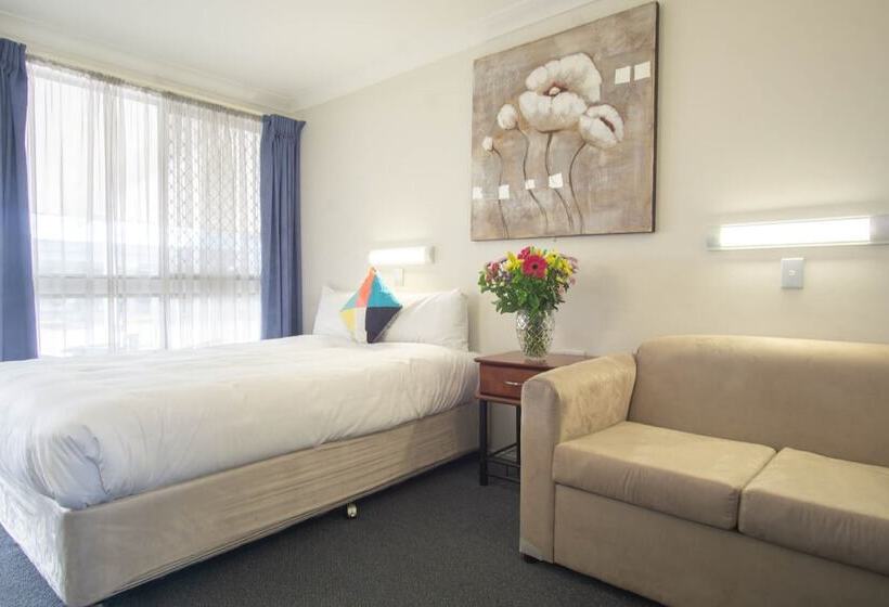 هتل Acacia Motor Inn