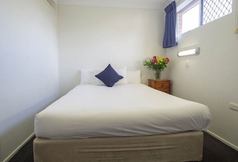 هتل Acacia Motor Inn