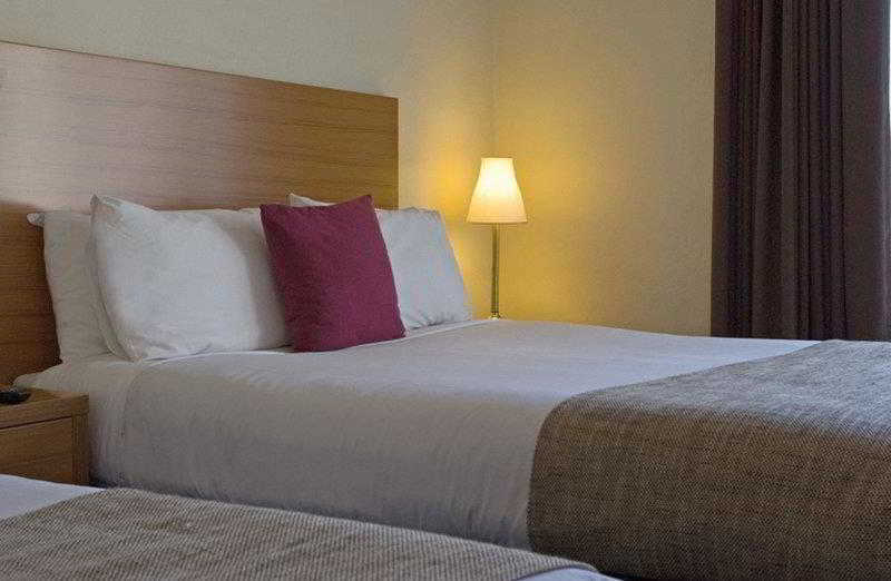 هتل Admiralty Inn