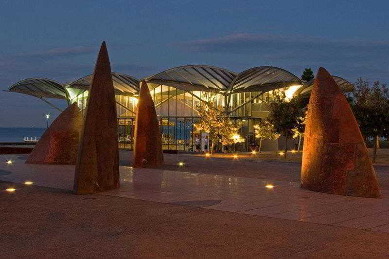 هتل Admiralty Inn