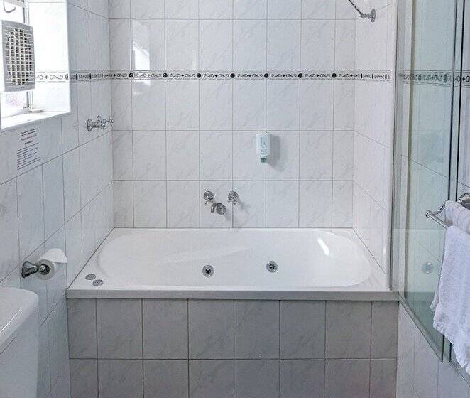 فندق Arkana Motor Inn & Terrace Apartments