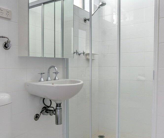 Отель Bairnsdale Motor Inn