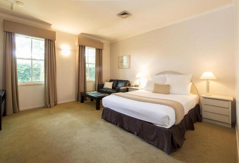 Отель Beau Monde International