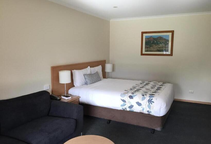 酒店 Bell Tower Inn