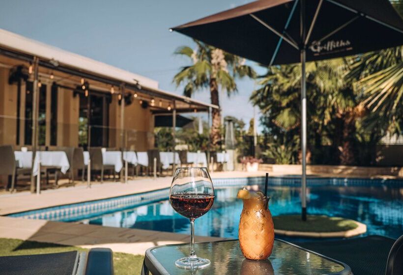 בית מלון כפרי Best Western Chaffey Motor Inn