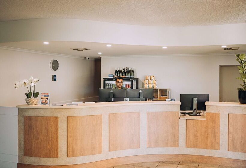 هتل Best Western Chaffey Motor Inn