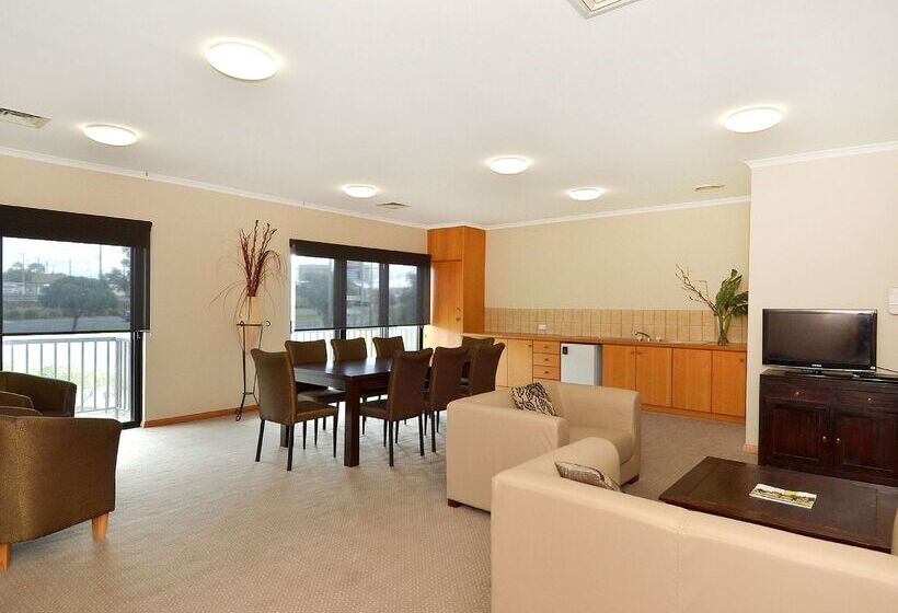 هتل Best Western Geelong Motor Inn & Serviced Apartments