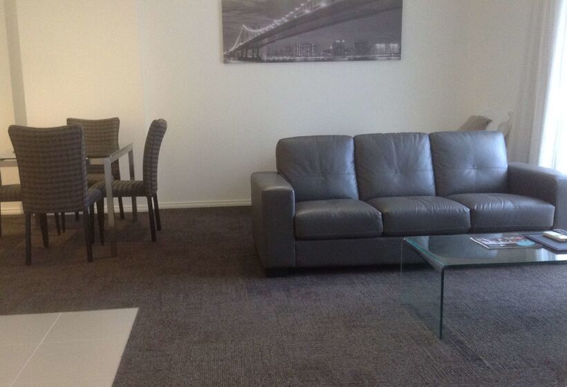 هتل Best Western Geelong Motor Inn & Serviced Apartments