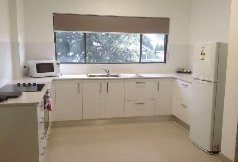 هتل Best Western Geelong Motor Inn & Serviced Apartments