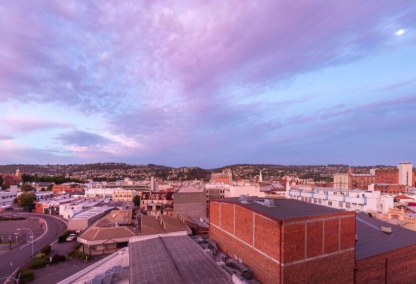 هتل Best Western Plus Launceston