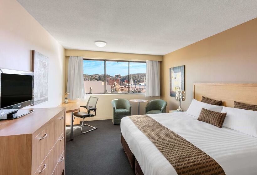 هتل Best Western Plus Launceston
