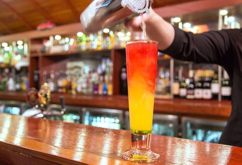 酒店 Best Western Plus Launceston