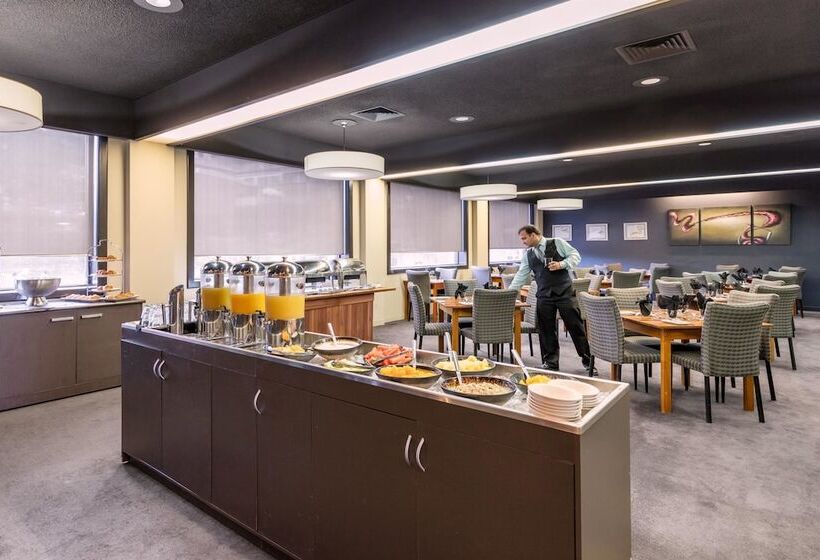 هتل Best Western Plus Launceston