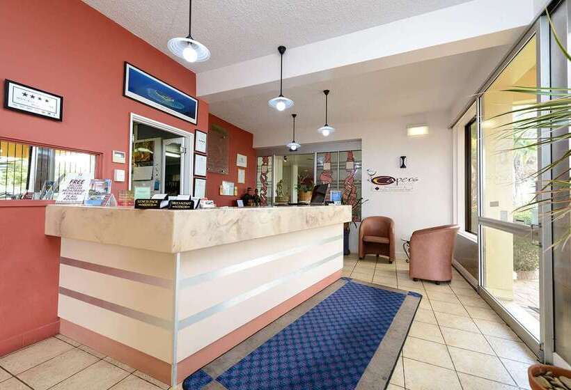 هتل Bundaberg International Motor Inn