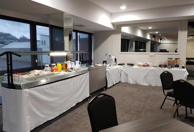 فندق Burnie Central Townhouse