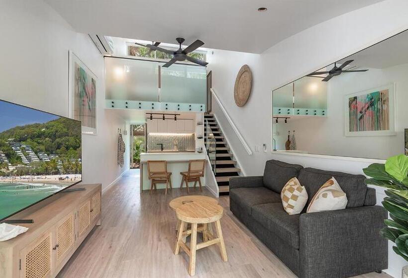 Отель Caribbean Noosa