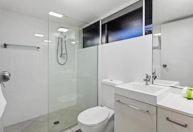 Отель Caribbean Noosa