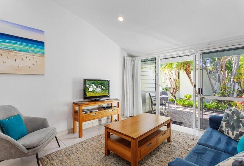 Отель Caribbean Noosa