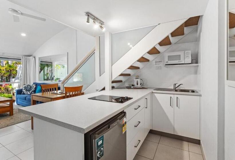 Отель Caribbean Noosa