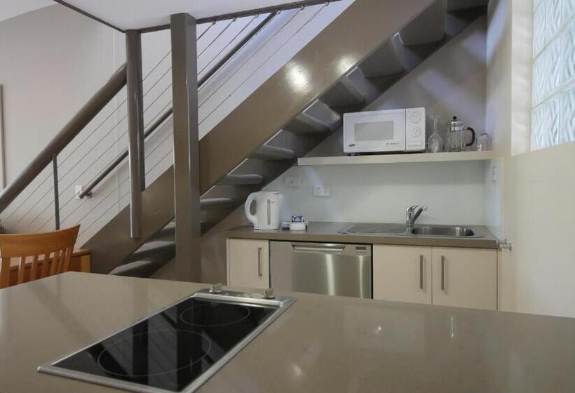 Отель Caribbean Noosa