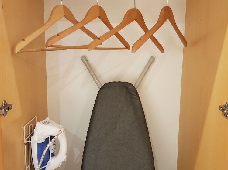 בית מלון כפרי The Parkmore