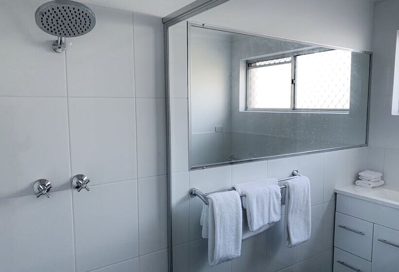 酒店 Cascades Motor Inn