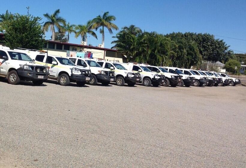 酒店 Castle Motor Lodge