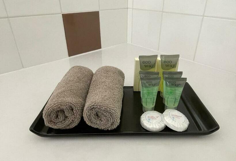 בית מלון כפרי Central Highlands Motor Inn