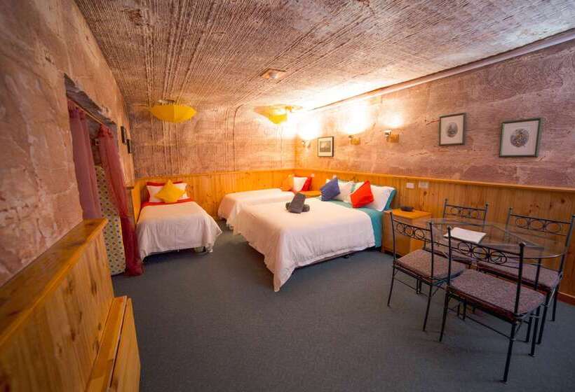 هتل Comfort Inn Coober Pedy Experience