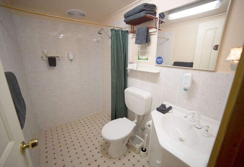 هتل Comfort Inn Coober Pedy Experience