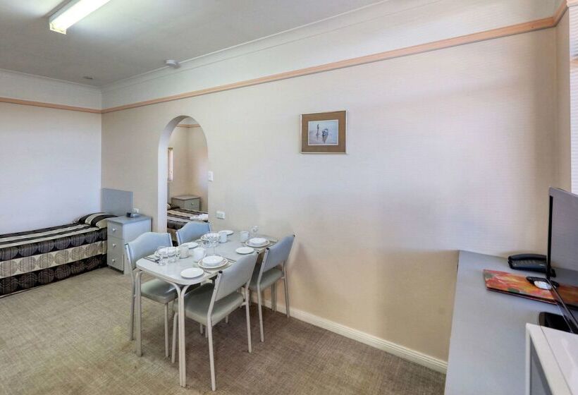 هتل Comfort Inn Crystal Broken Hill