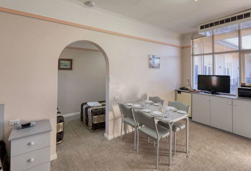 هتل Comfort Inn Crystal Broken Hill