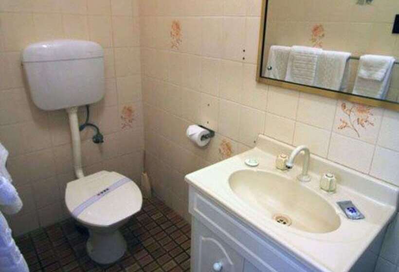 هتل Comfort Inn Crystal Broken Hill