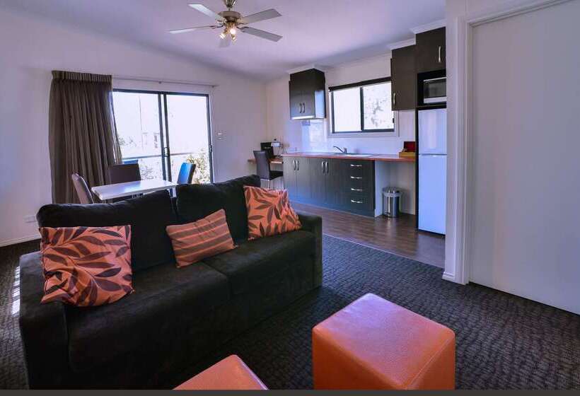 هتل Comfort Inn & Suites Augusta Westside